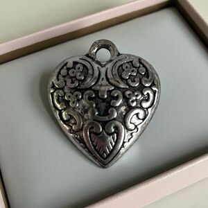 Vintage Silver Filigree Heart Charm Pendant Ornate Jewelry Collectible
